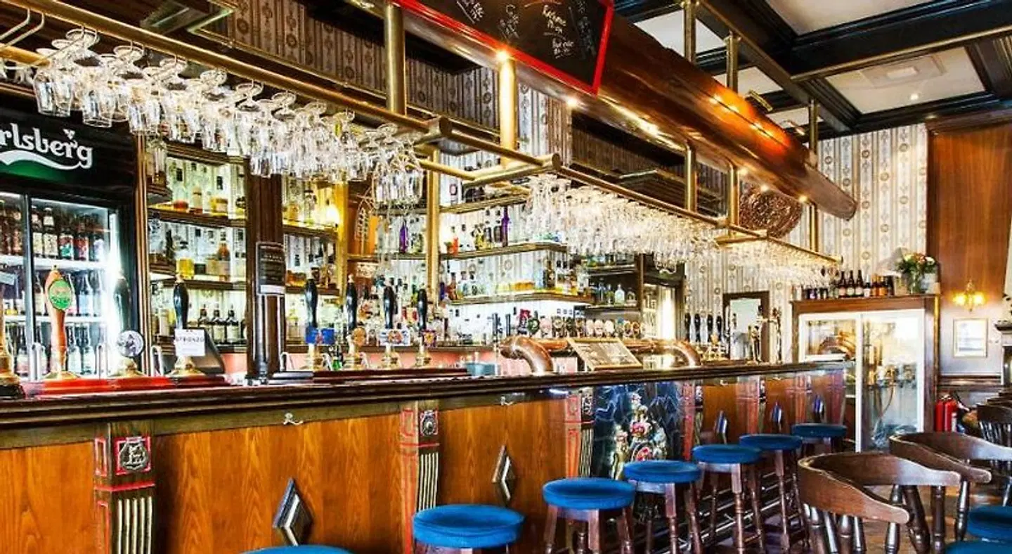 Elite Hotel Savoy Bar