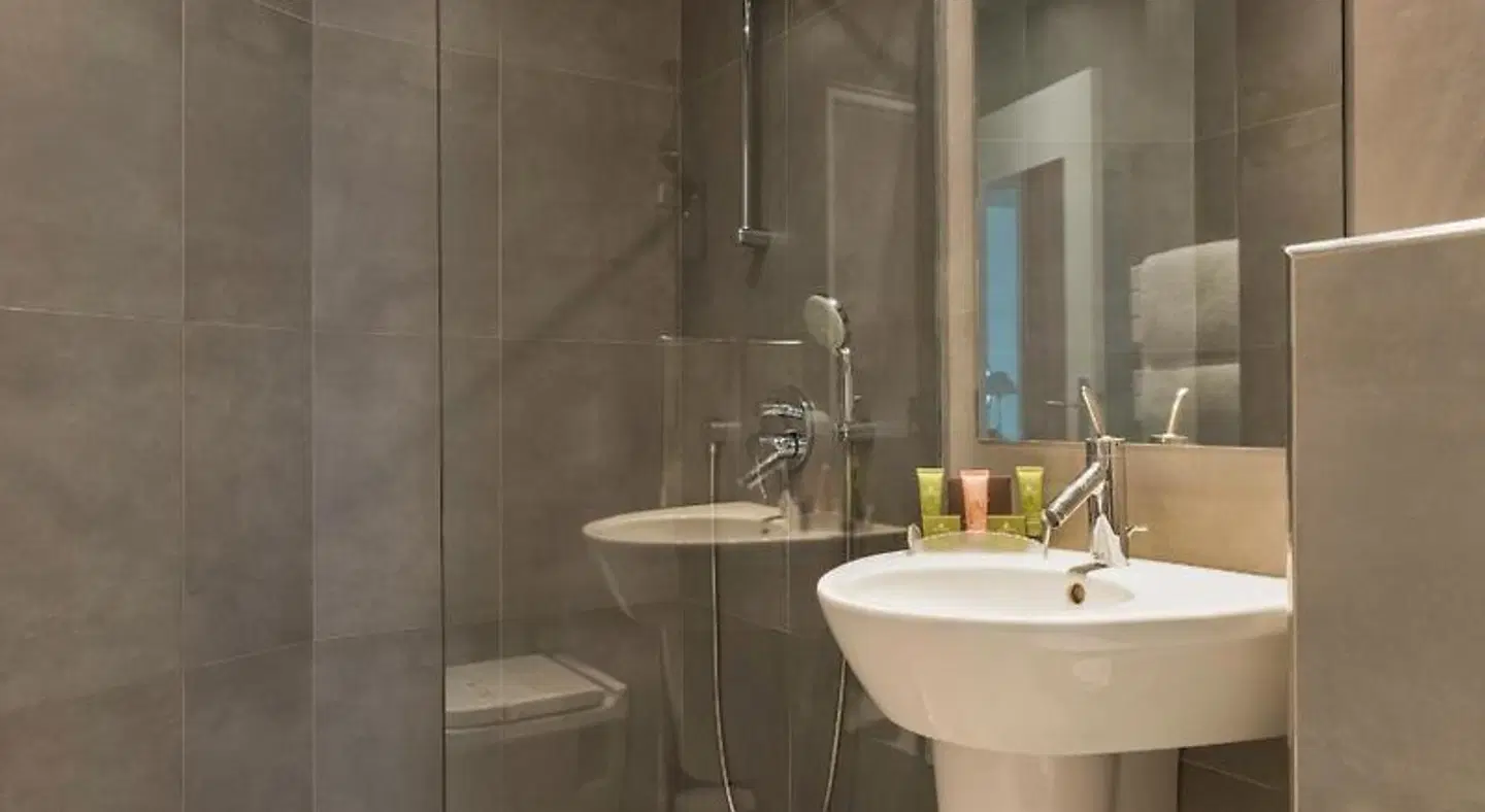 Albe Saint Michel Badezimmer