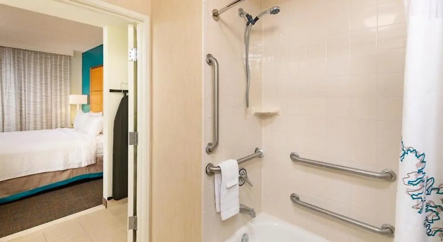 Residence Inn by Marriott Phoenix North/Happy Valley Badezimmer