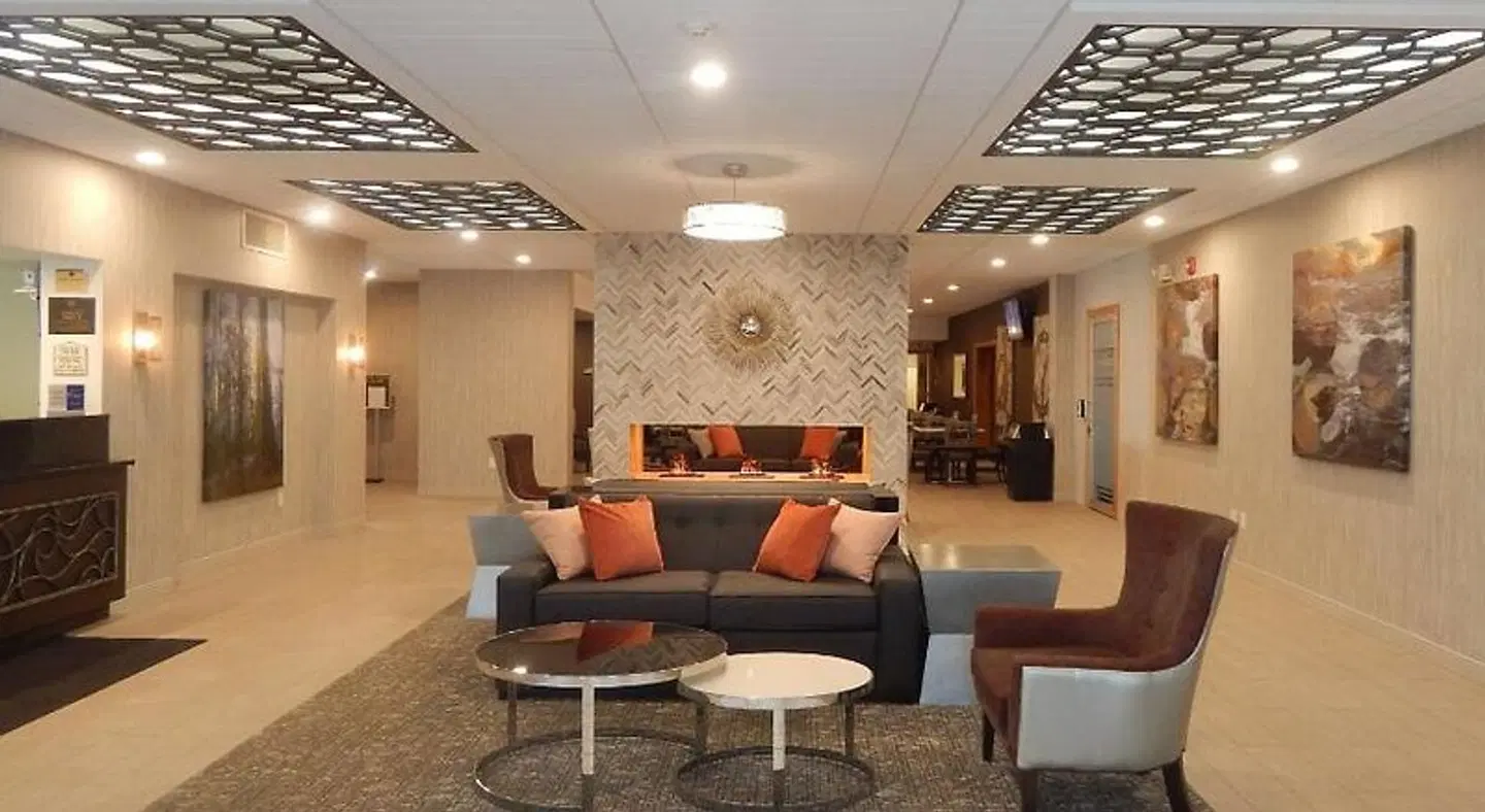 Best Western Plus Bradford Inn LOUNGE_LOBBY
