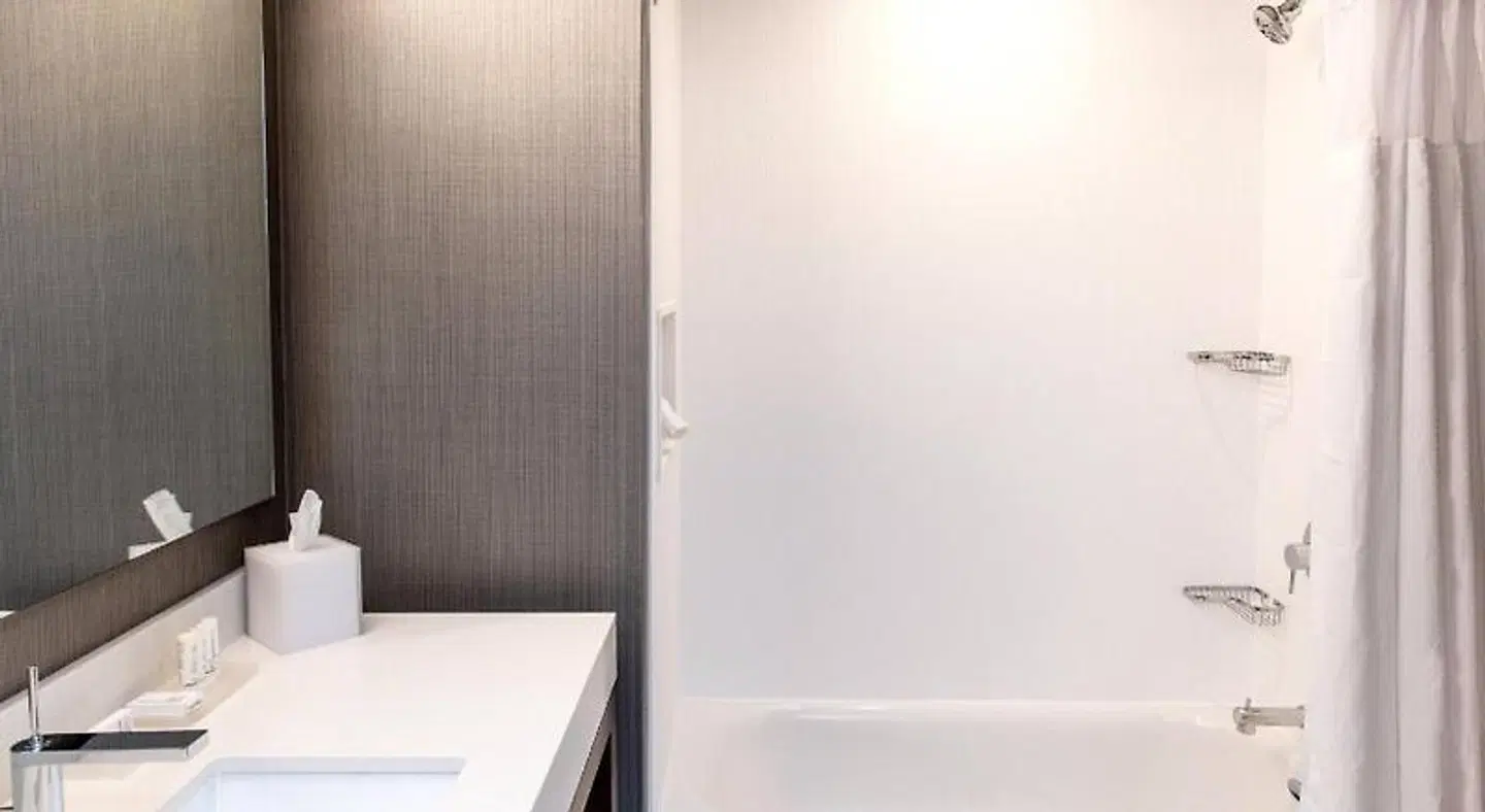 Courtyard by Marriott Mesa At Wrigleyville West ROOM_EXAMPLE