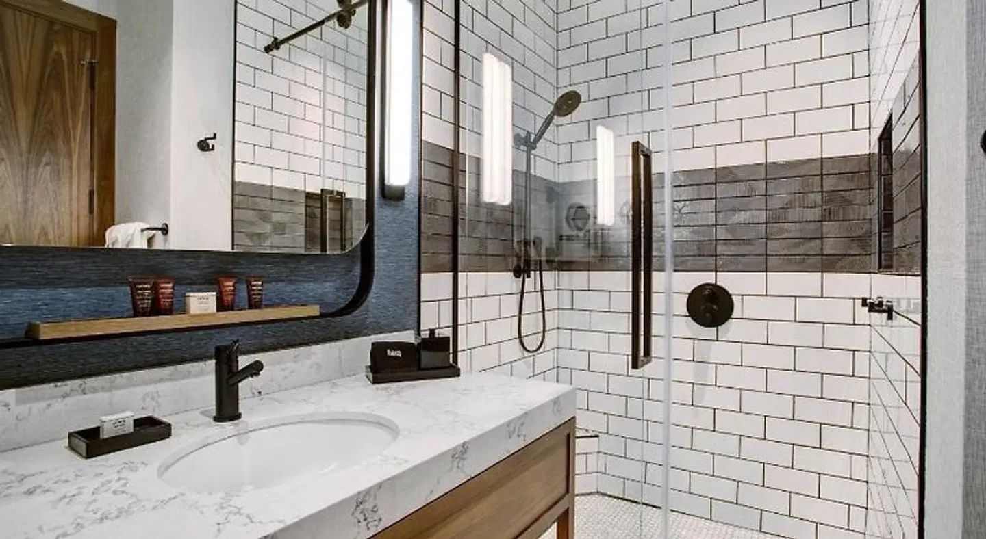 The Farnam, Autograph Collection Badezimmer