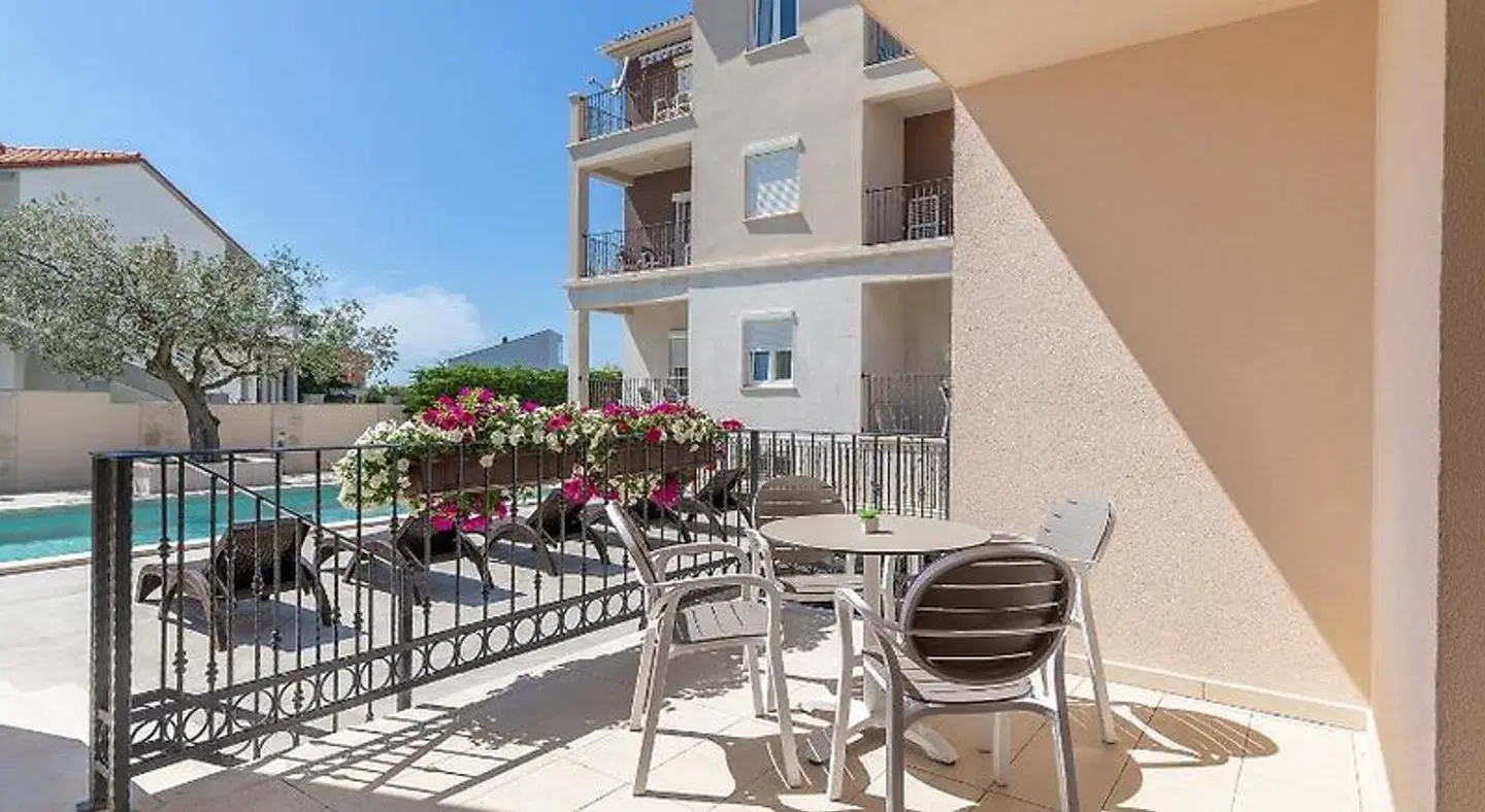 Apartments Villa Nina Terrasse