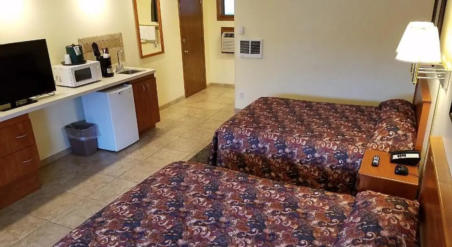 Black Hawk Motel ROOM_EXAMPLE