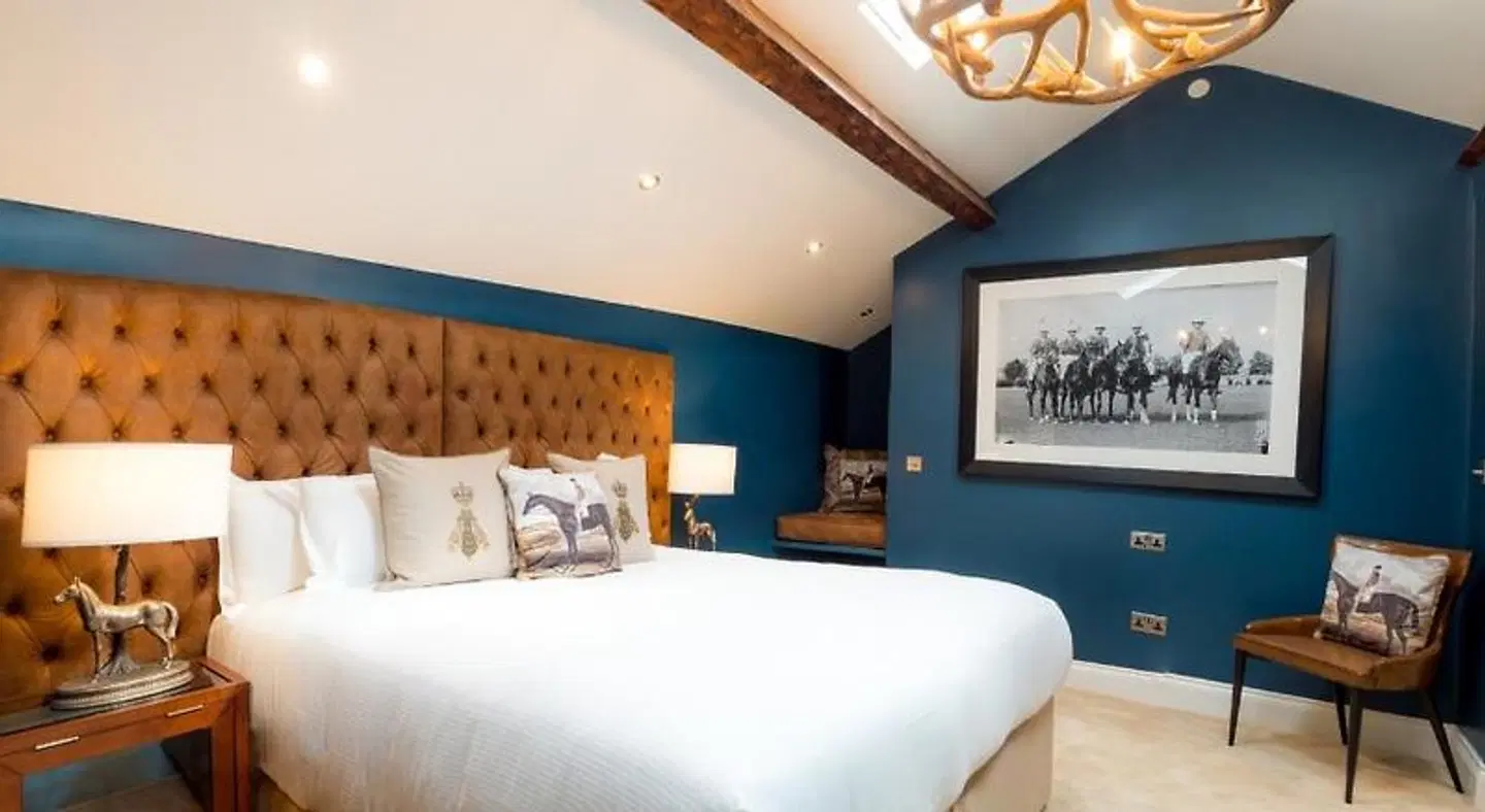The Hotel Chester ROOM_EXAMPLE