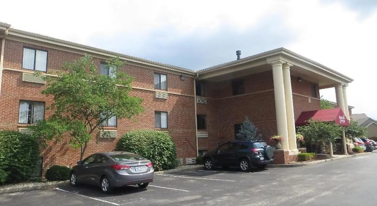 Ashley Quarters Hotel EXTERIOR