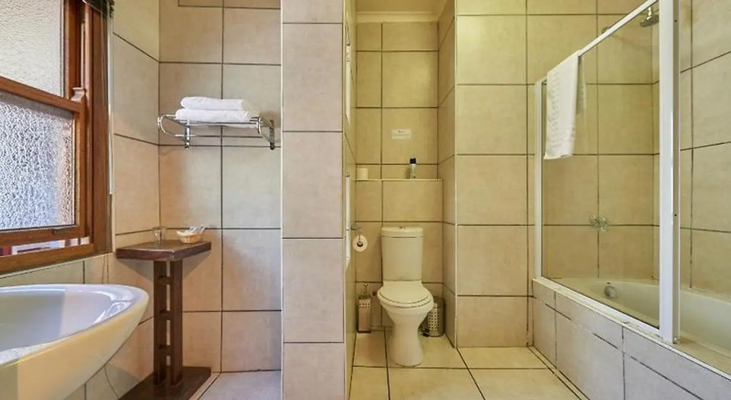 84 on 4th Badezimmer