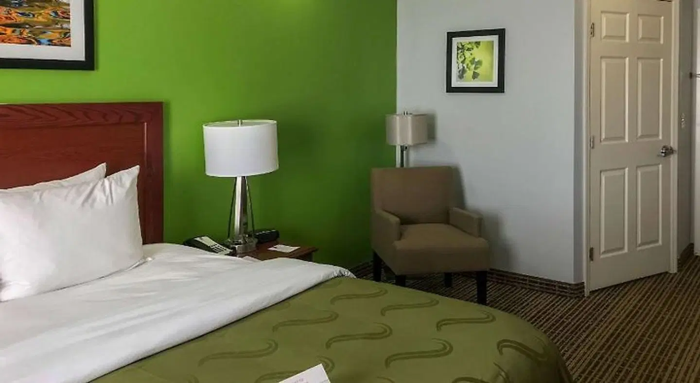 Quality Inn ROOM_EXAMPLE