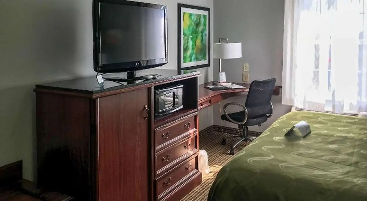Quality Inn ROOM_EXAMPLE