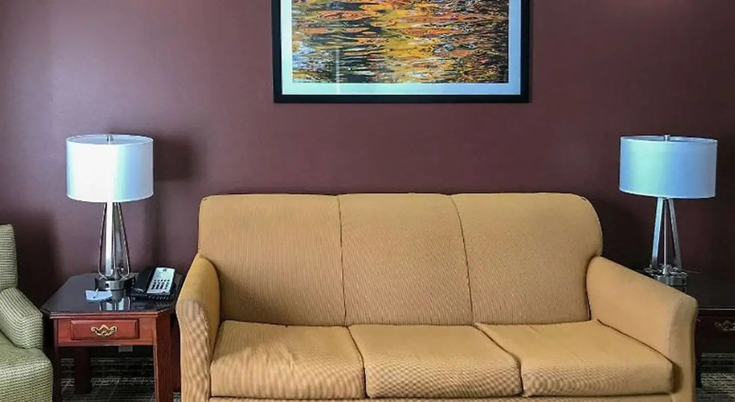 Quality Inn ROOM_EXAMPLE