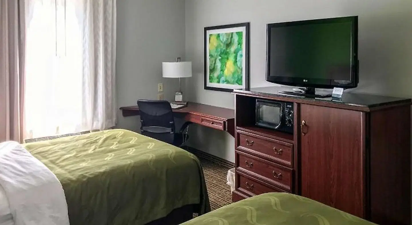 Quality Inn ROOM_EXAMPLE