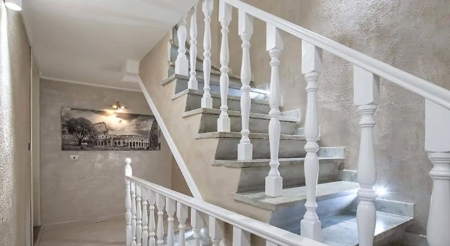 Black And White Suite EXTERIOR
