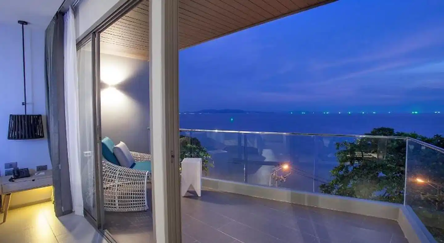 U Jomtien Pattaya Badezimmer