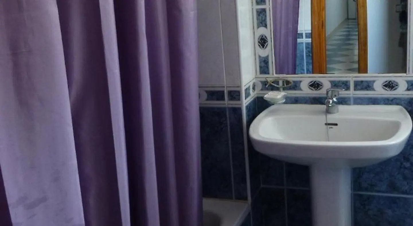 Hostal Puerto Genovés Badezimmer