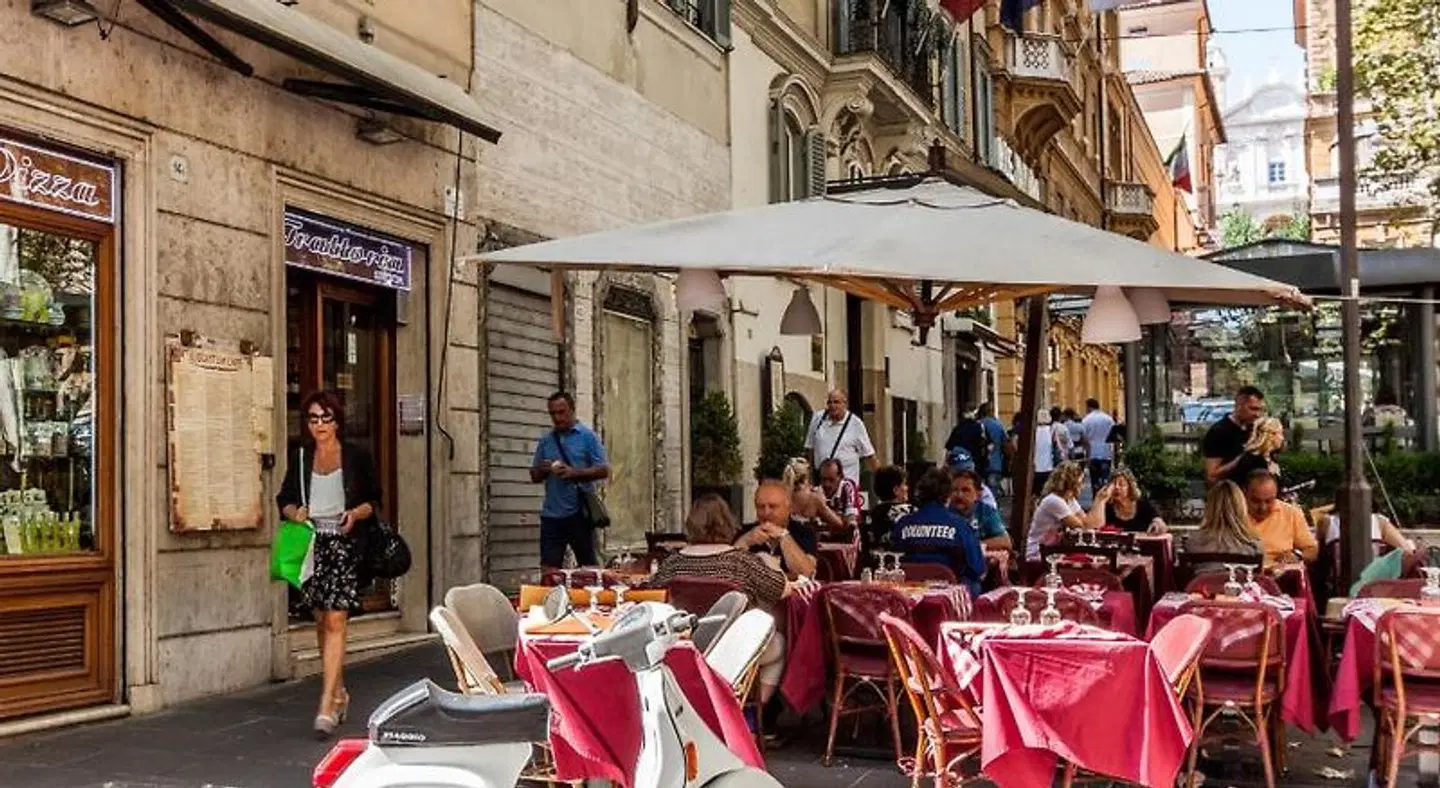 La Piccola Maison Restaurant