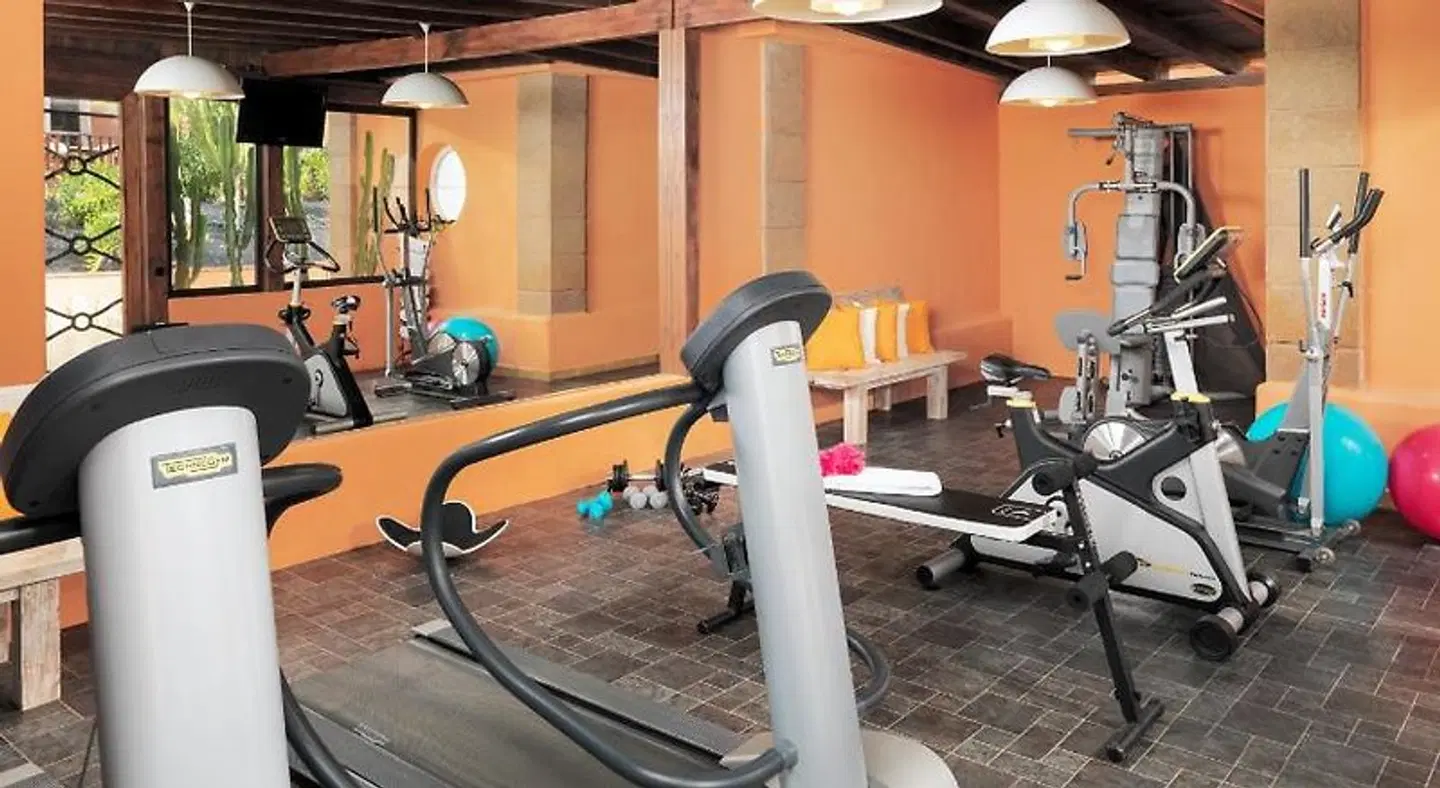 Green Garden Resort & Suites SPORTS_AND_LEISURE