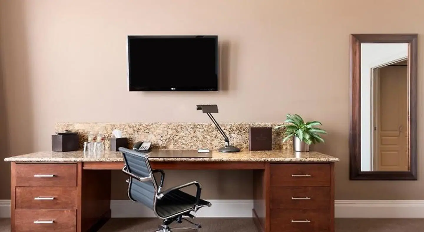 The Mining Exchange A Wyndham Grand Hotel & Spa ROOM_EXAMPLE