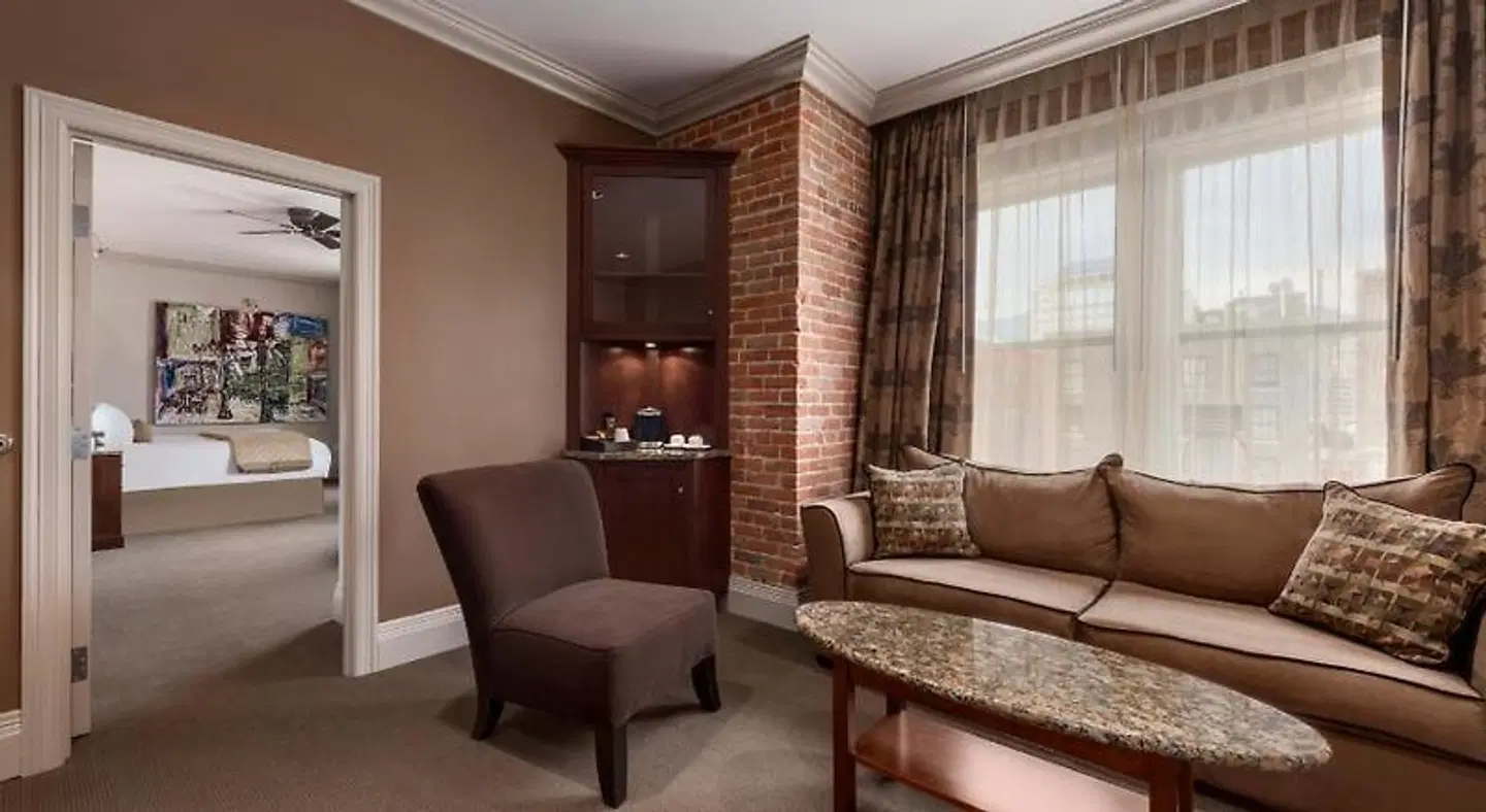 The Mining Exchange A Wyndham Grand Hotel & Spa LOUNGE_LOBBY