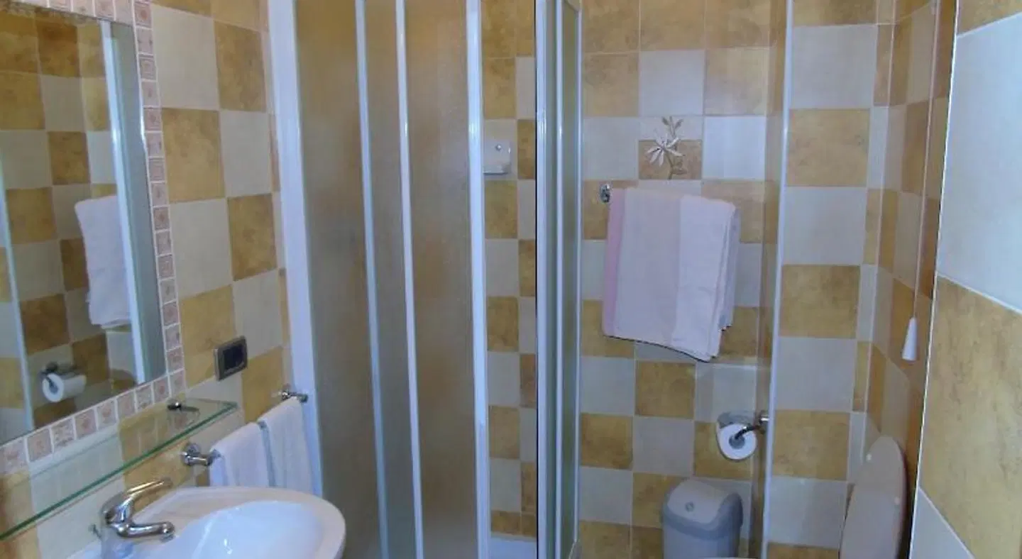 Albergo Cavour Badezimmer