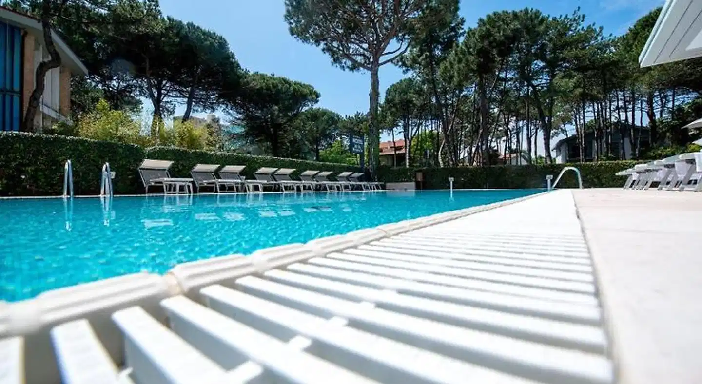 Bella Venezia Mare Pool