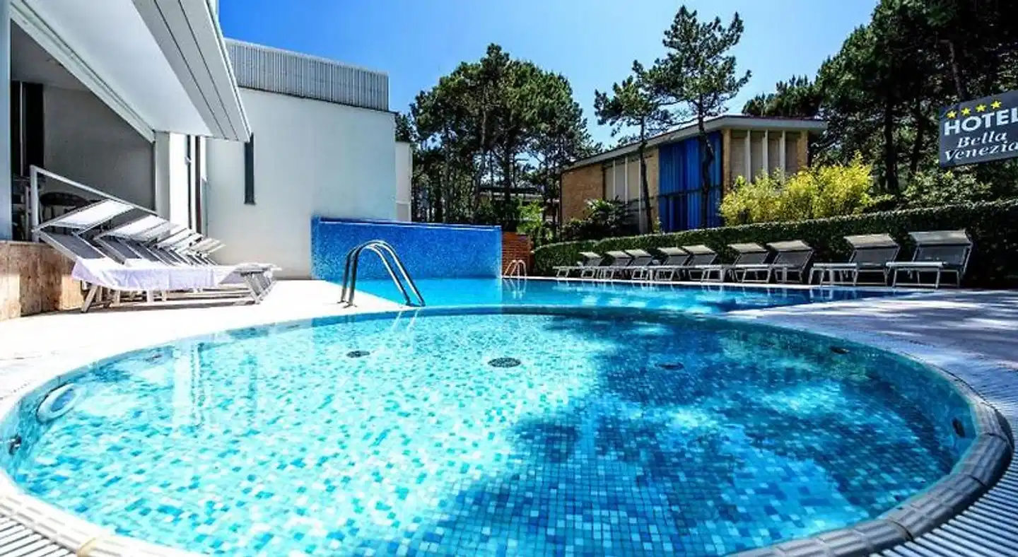 Bella Venezia Mare Pool