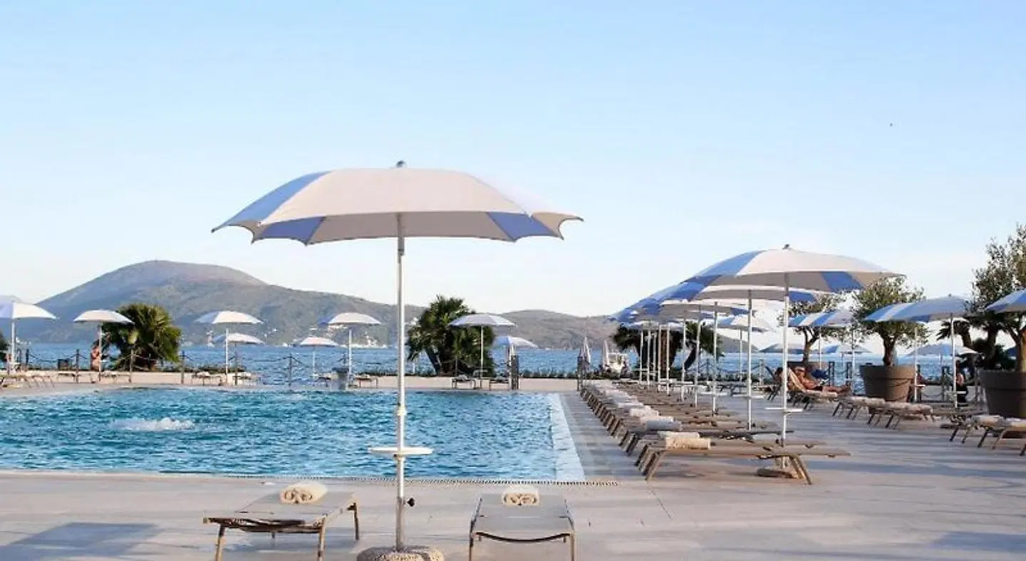 Palmon Bay Hotel & Spa OUTDOOR_POOL