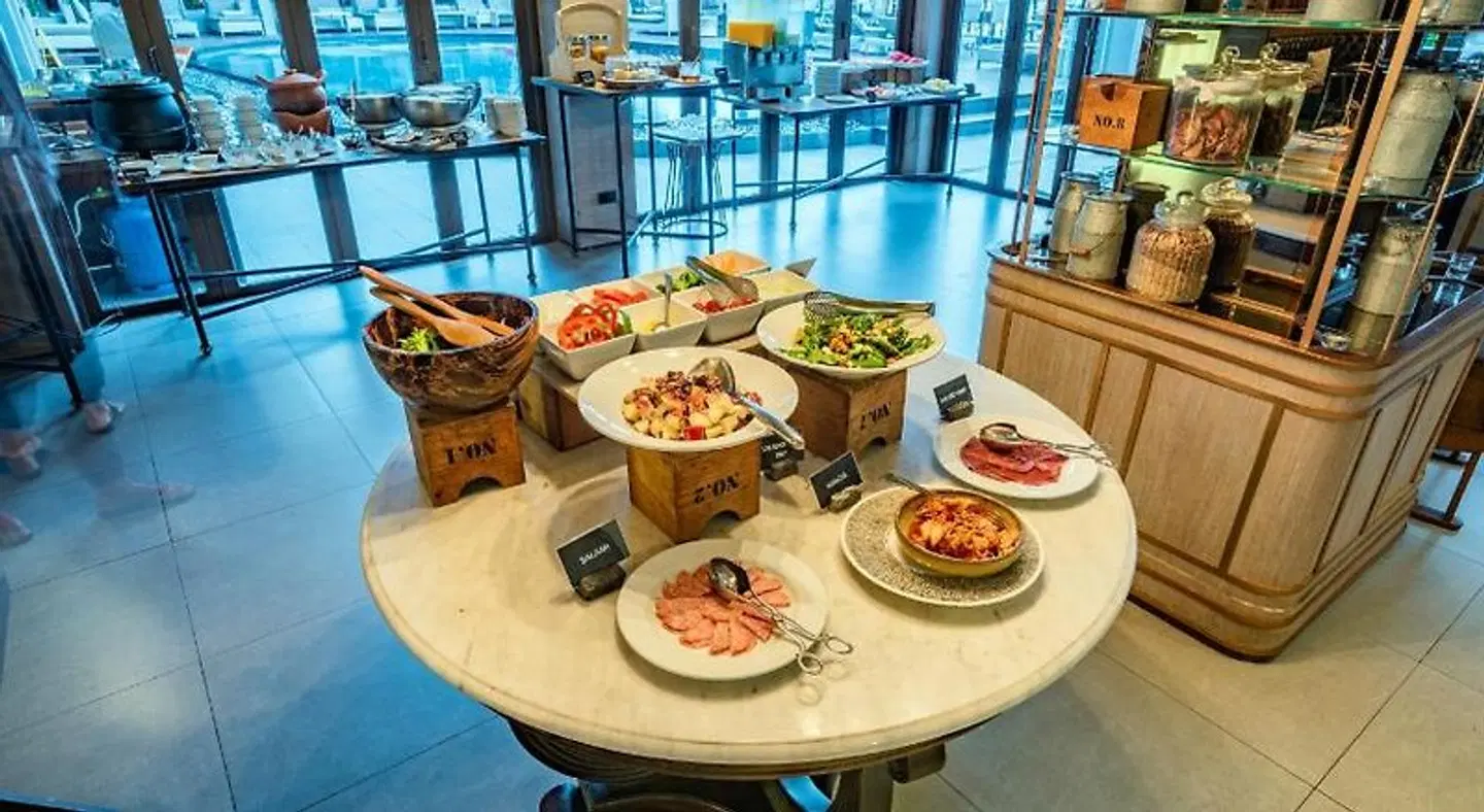 Riva Surya Bangkok Restaurant