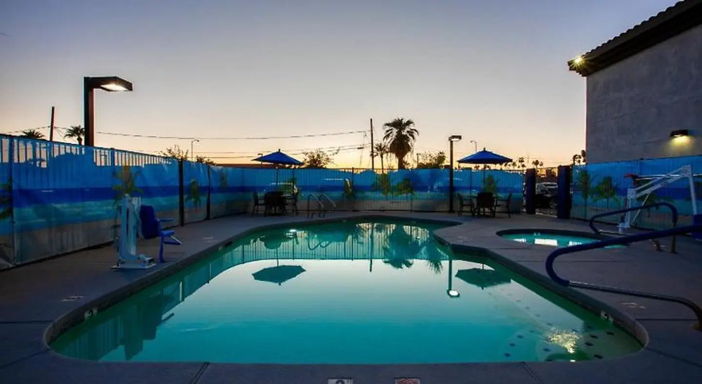The Azure Hotel OUTDOOR_POOL
