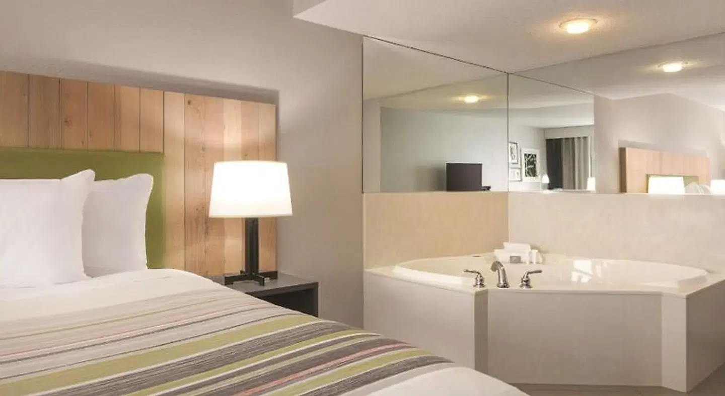 Country Inn & Suites by Radisson, London, KY ROOM_EXAMPLE
