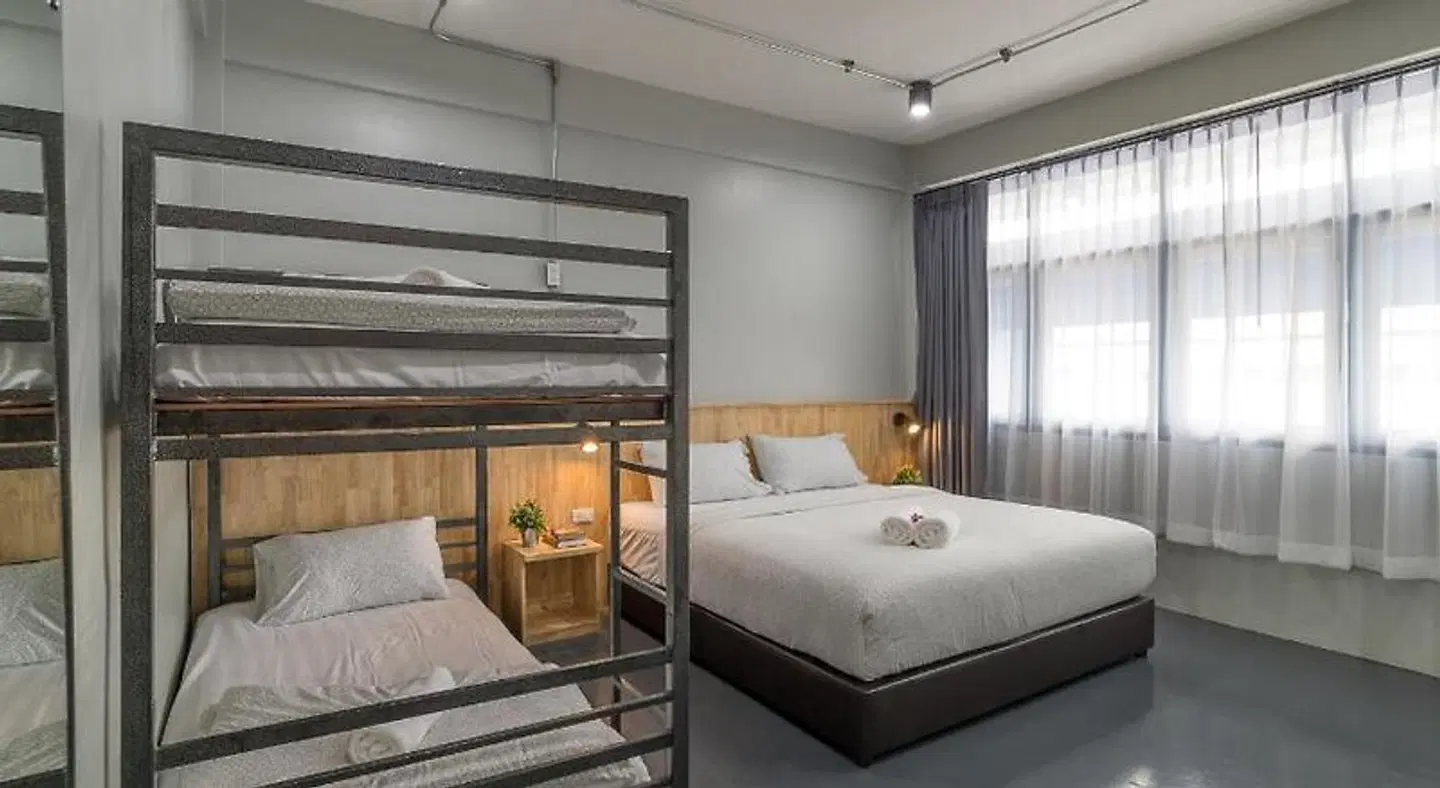 Otter House ROOM_EXAMPLE