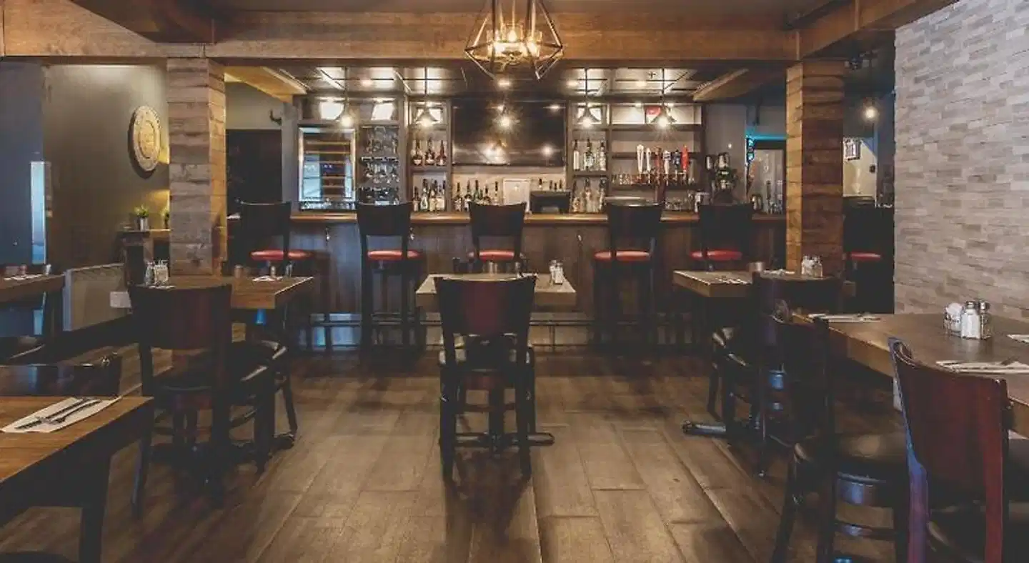 Hotel Motel Continental Bar