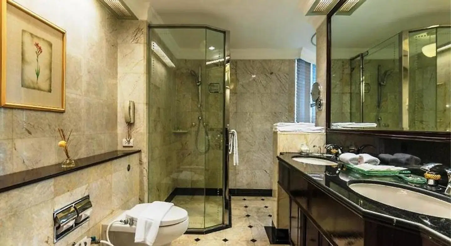 Evergreen Laurel Bangkok Badezimmer