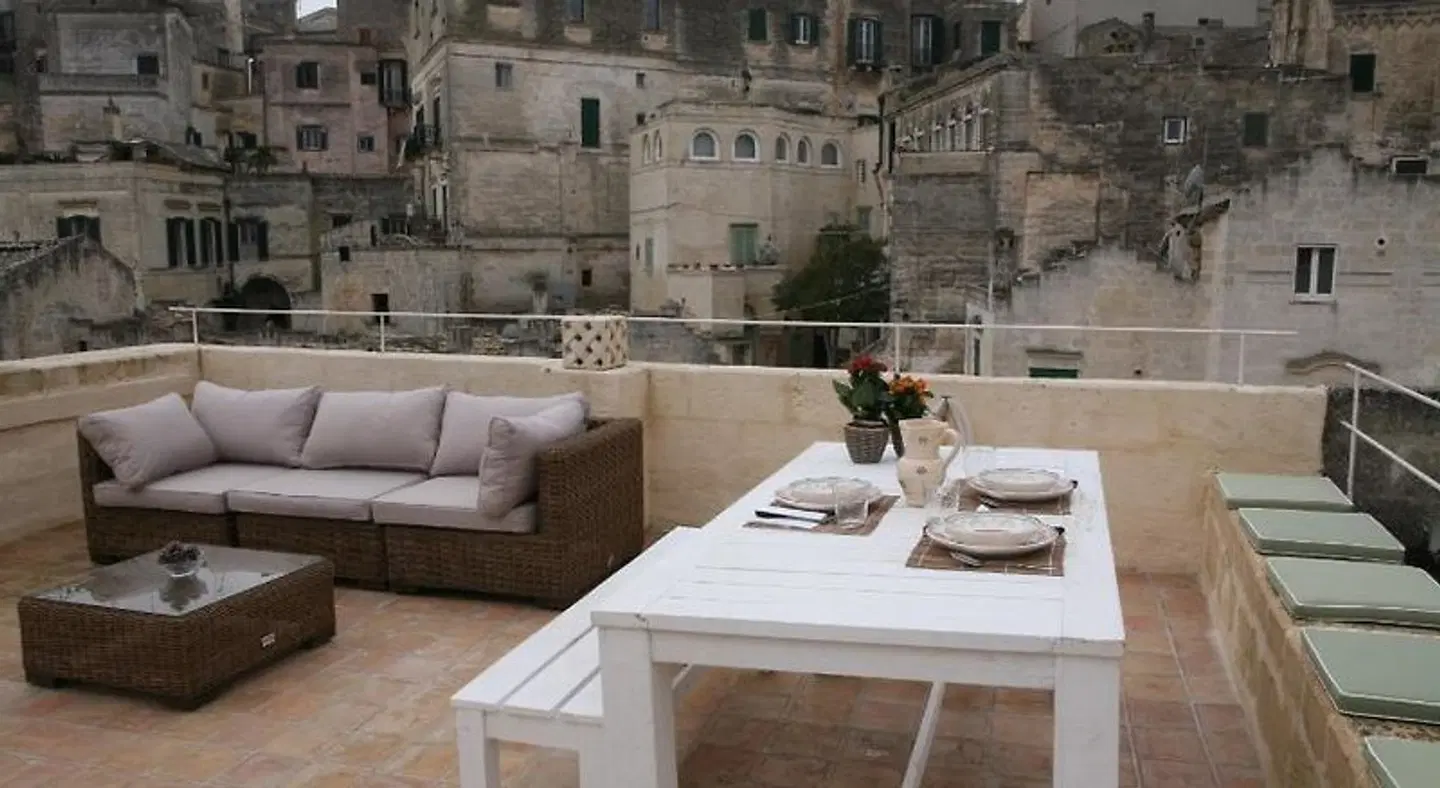Le Tre Vie Apartment & Room Terrasse
