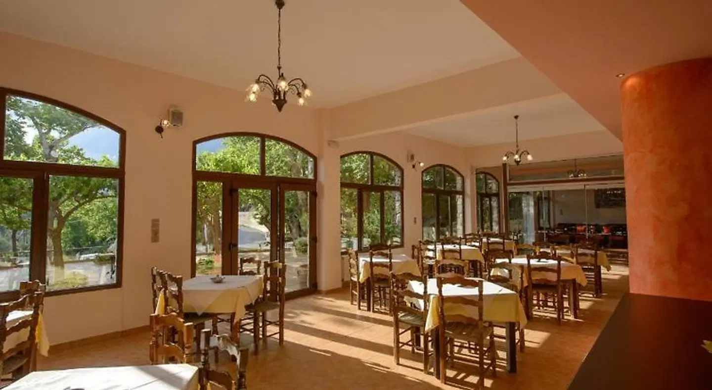 Idi Hotel Restaurant