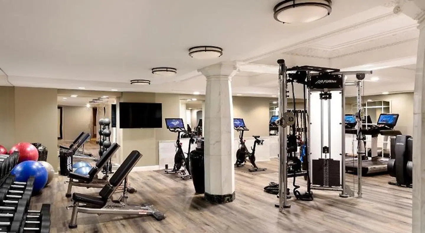 Riggs Washington DC SPORTS_AND_LEISURE