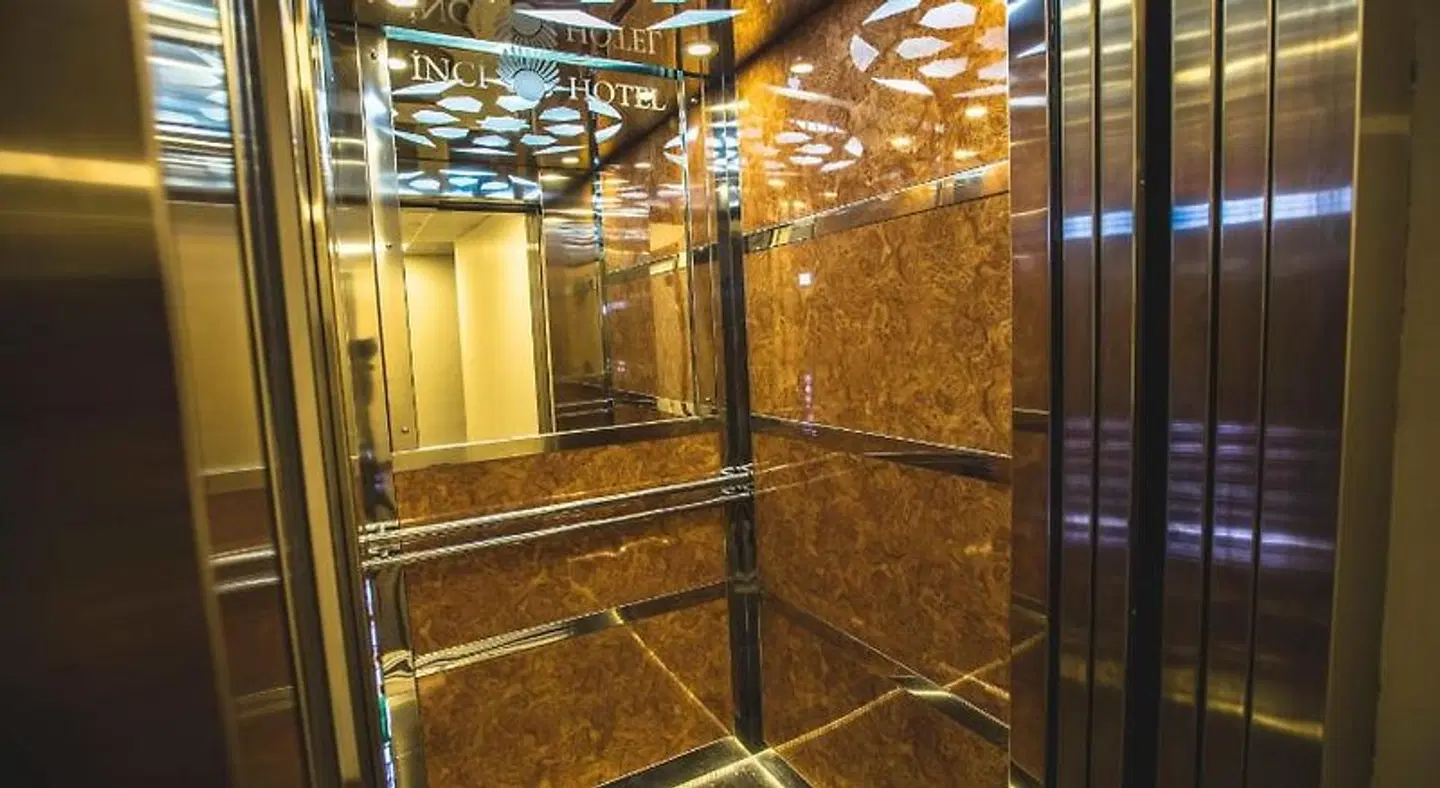 Express 'nci Airport Hotel LOUNGE_LOBBY