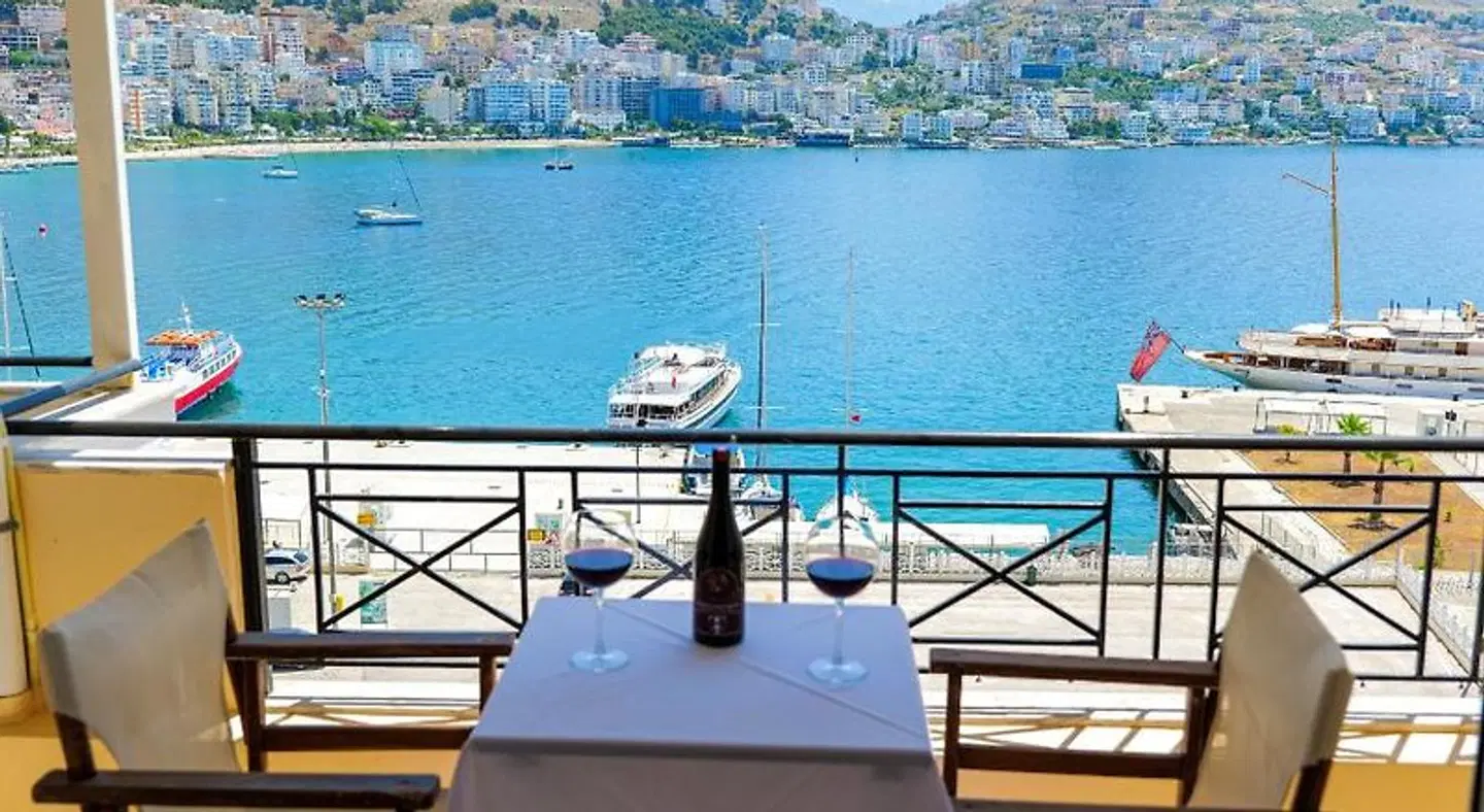 Mano Terrasse