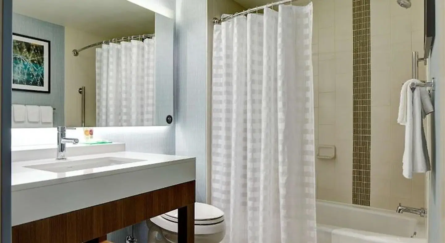 Hyatt Place Madison/Verona Badezimmer
