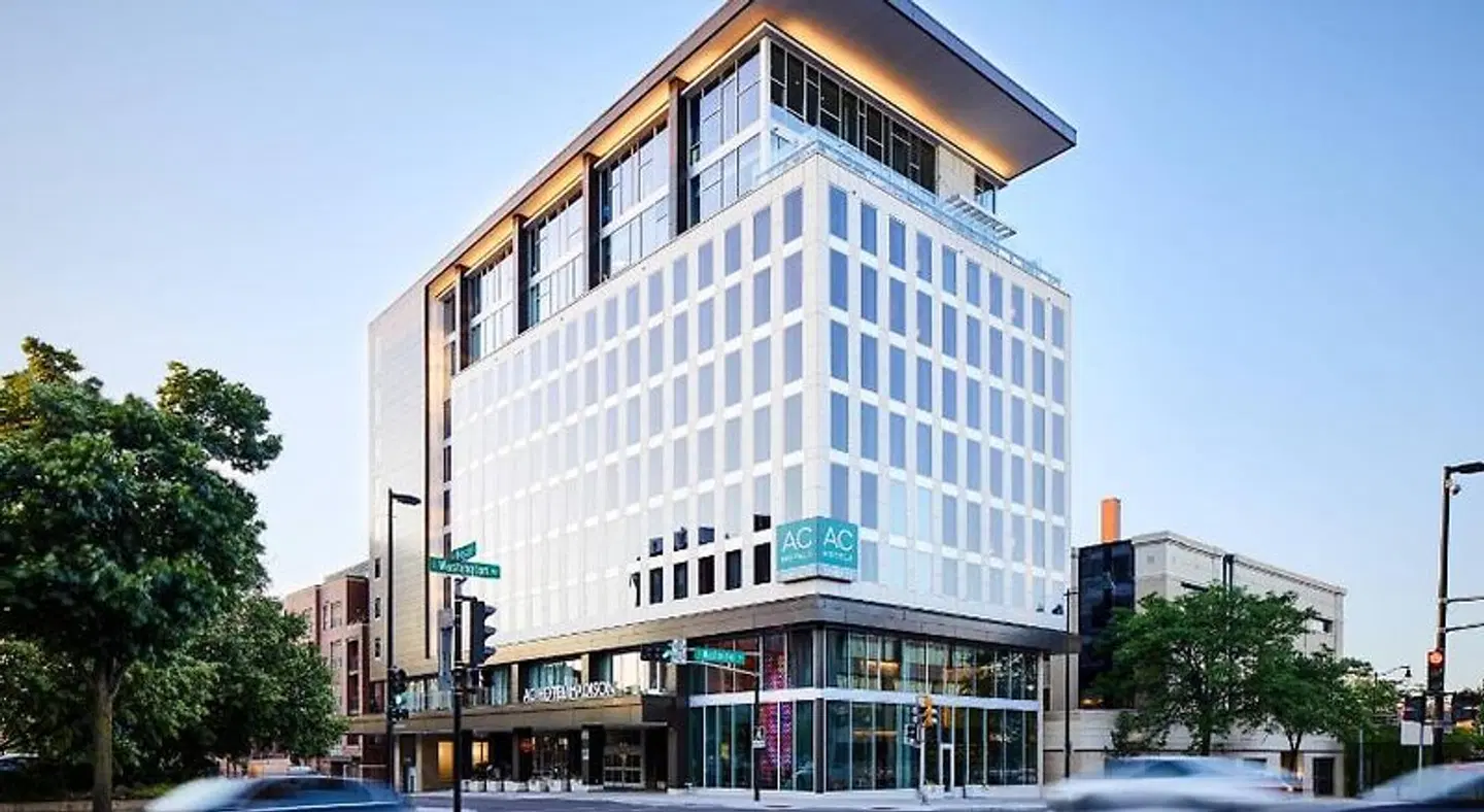 AC Hotel by Marriott Madison Downtown EXTERIOR