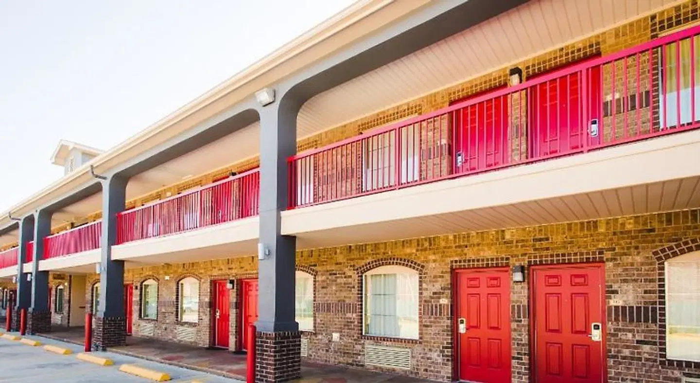 Home Place Inn EXTERIOR