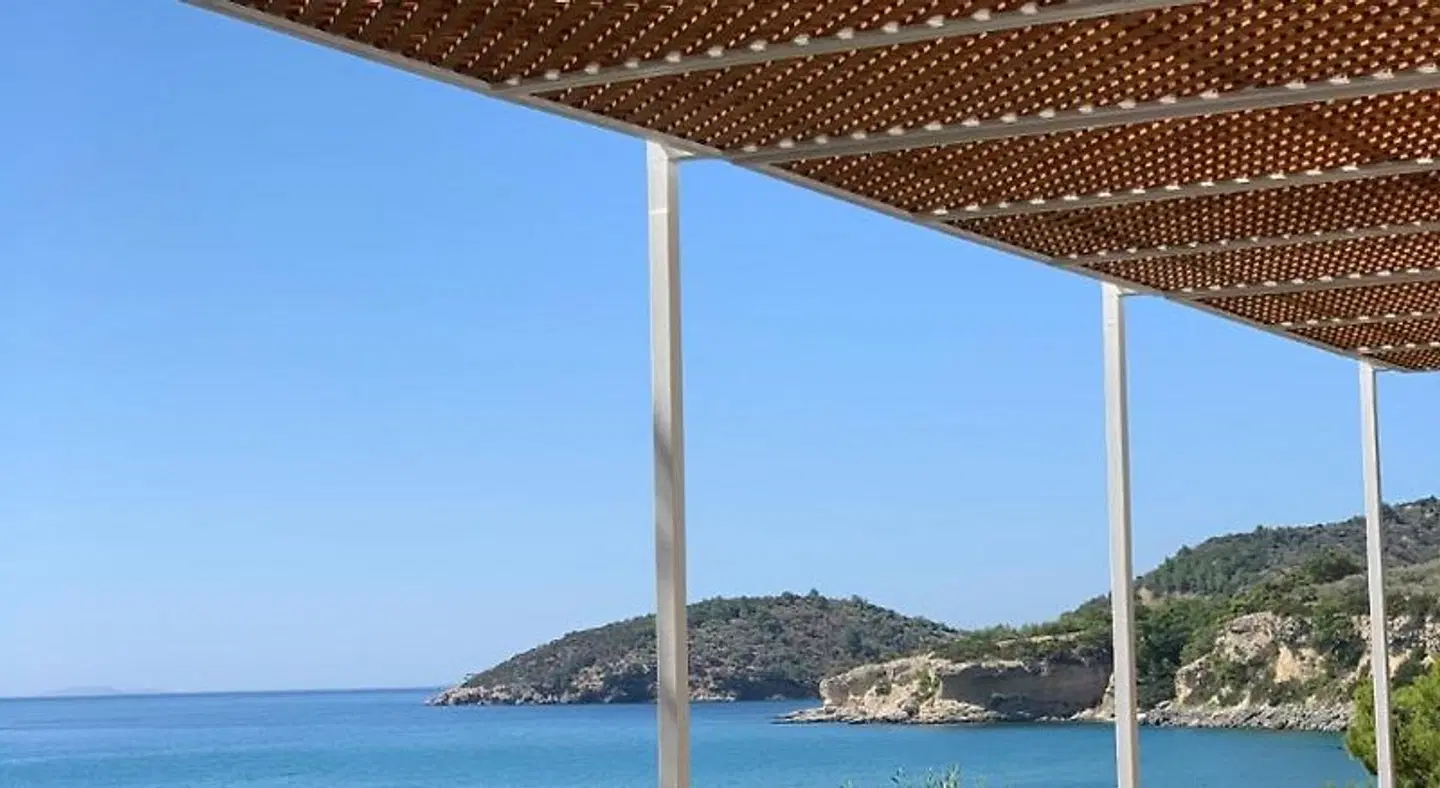 Golden Sand OUTDOOR_POOL