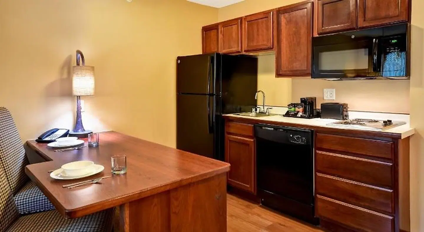 GrandStay Residential Suites Hotel ROOM_EXAMPLE