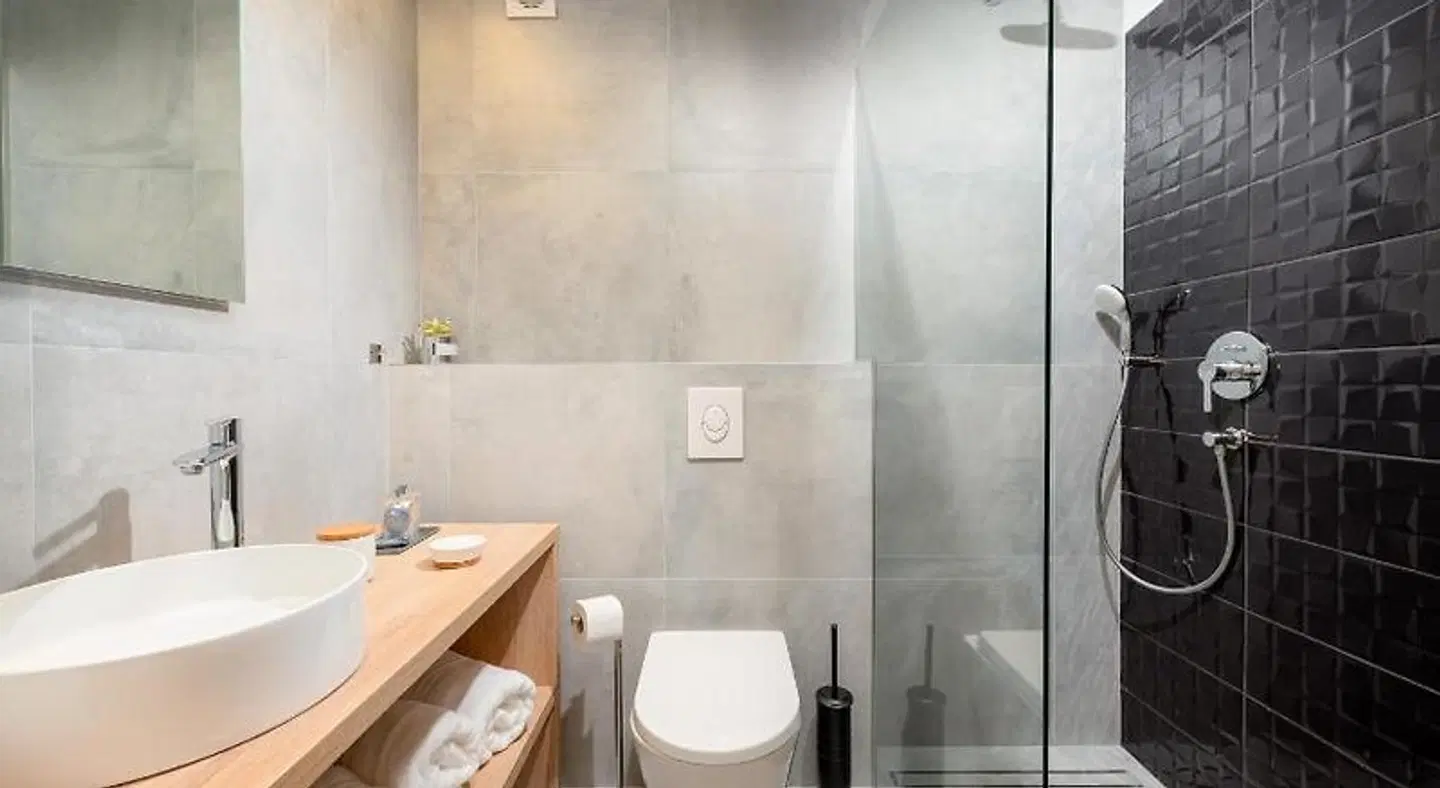Skaline Luxury rooms Split Badezimmer