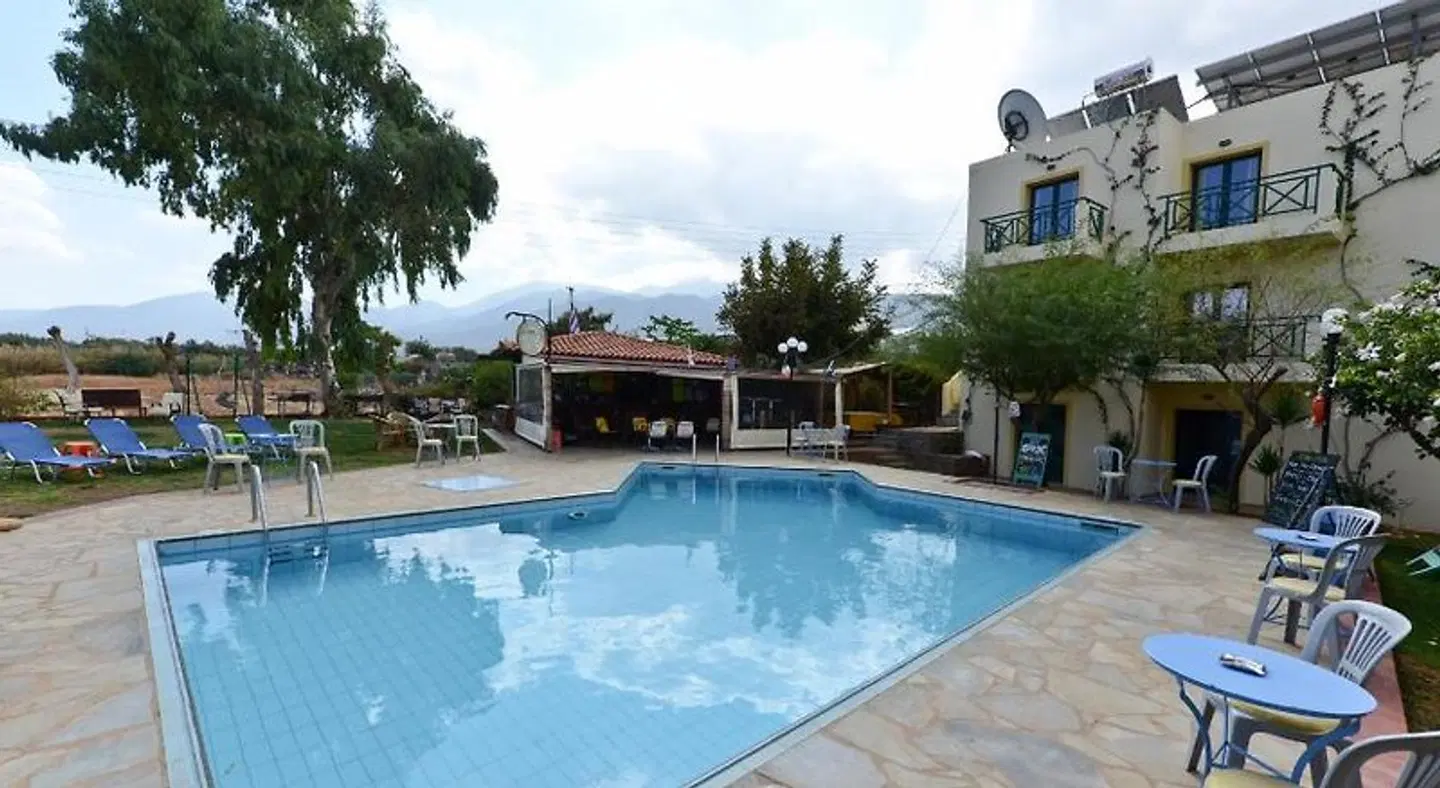 Milos Apartments OUTDOOR_POOL