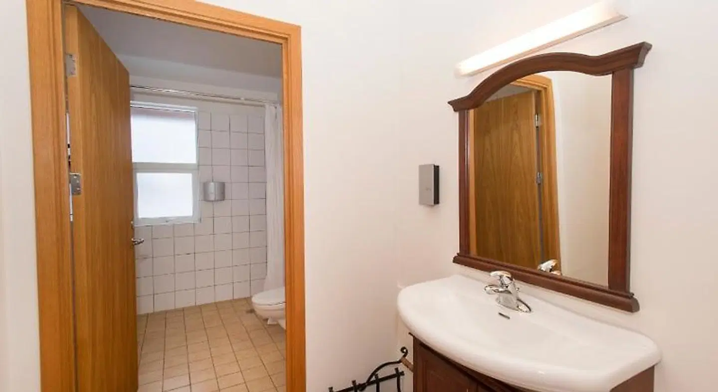 Hótel Eldhestar Badezimmer