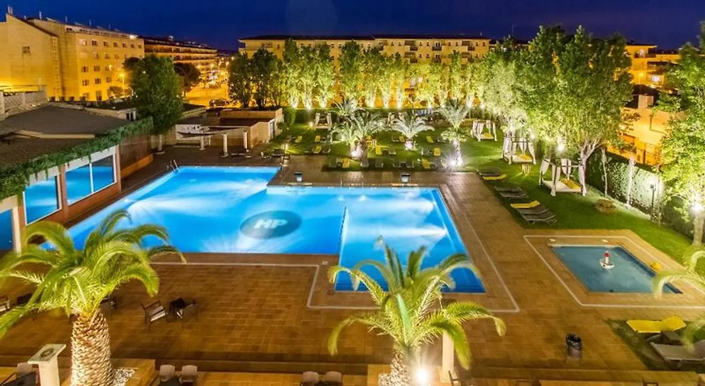 Panorama OUTDOOR_POOL