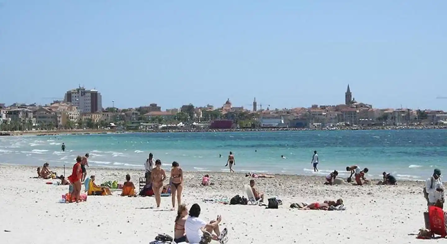 ALMA DI ALGHERO APARTMENTS Strand