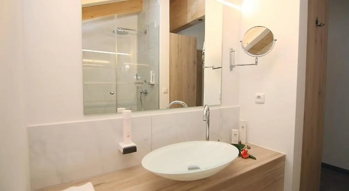 Alpinhotel Berchtesgaden Badezimmer