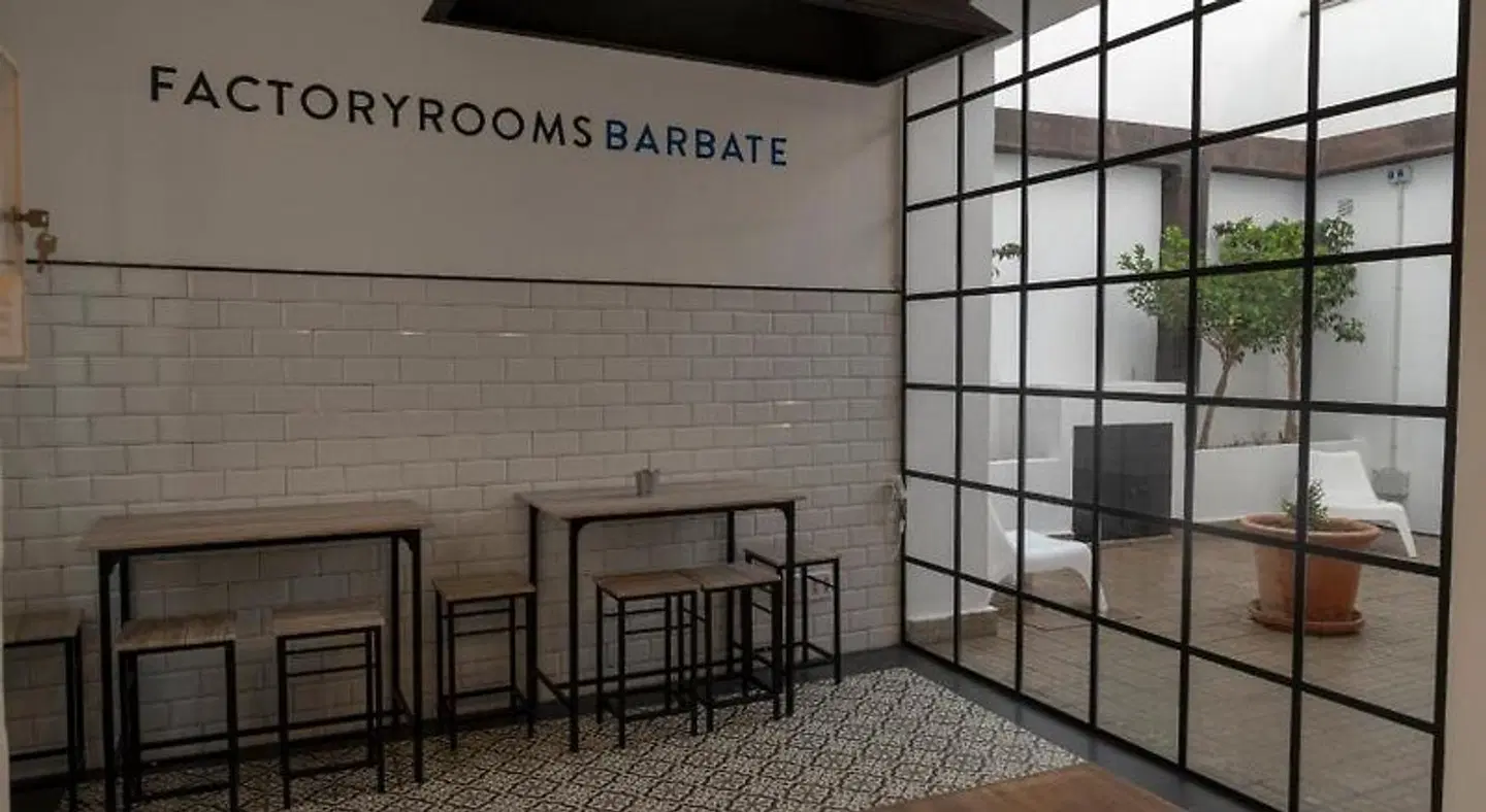 Factory Rooms Barbate - Hostel Konferenz