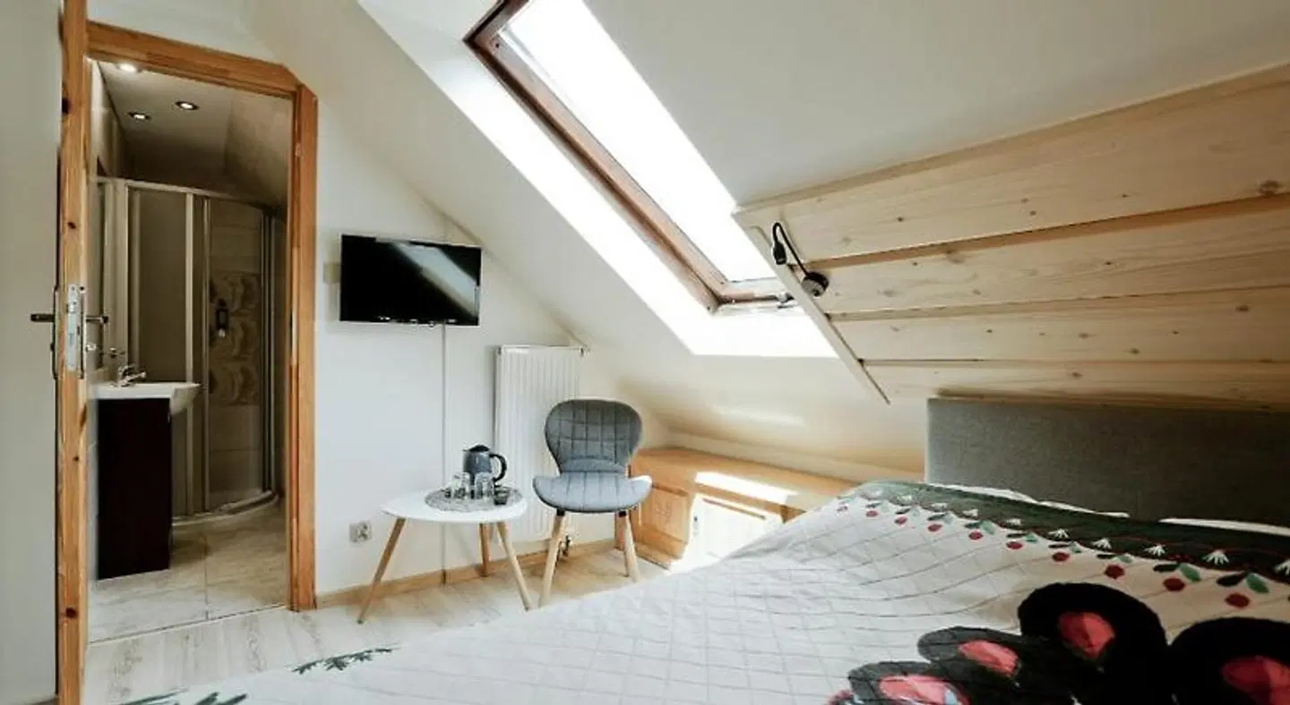 Willa Belmont ROOM_EXAMPLE